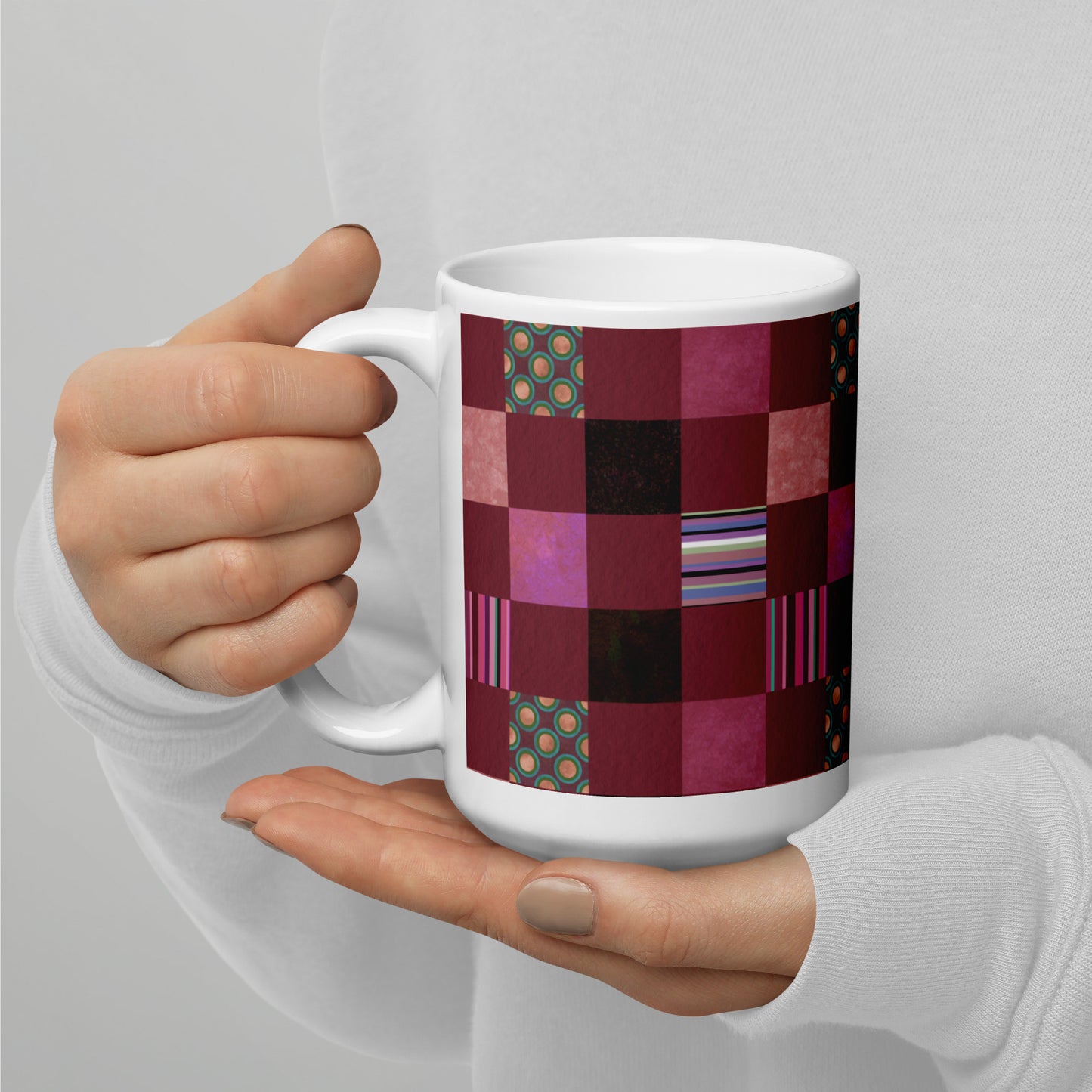 Mug cup (white) / striped or polka dot checker pattern / reddish-brown