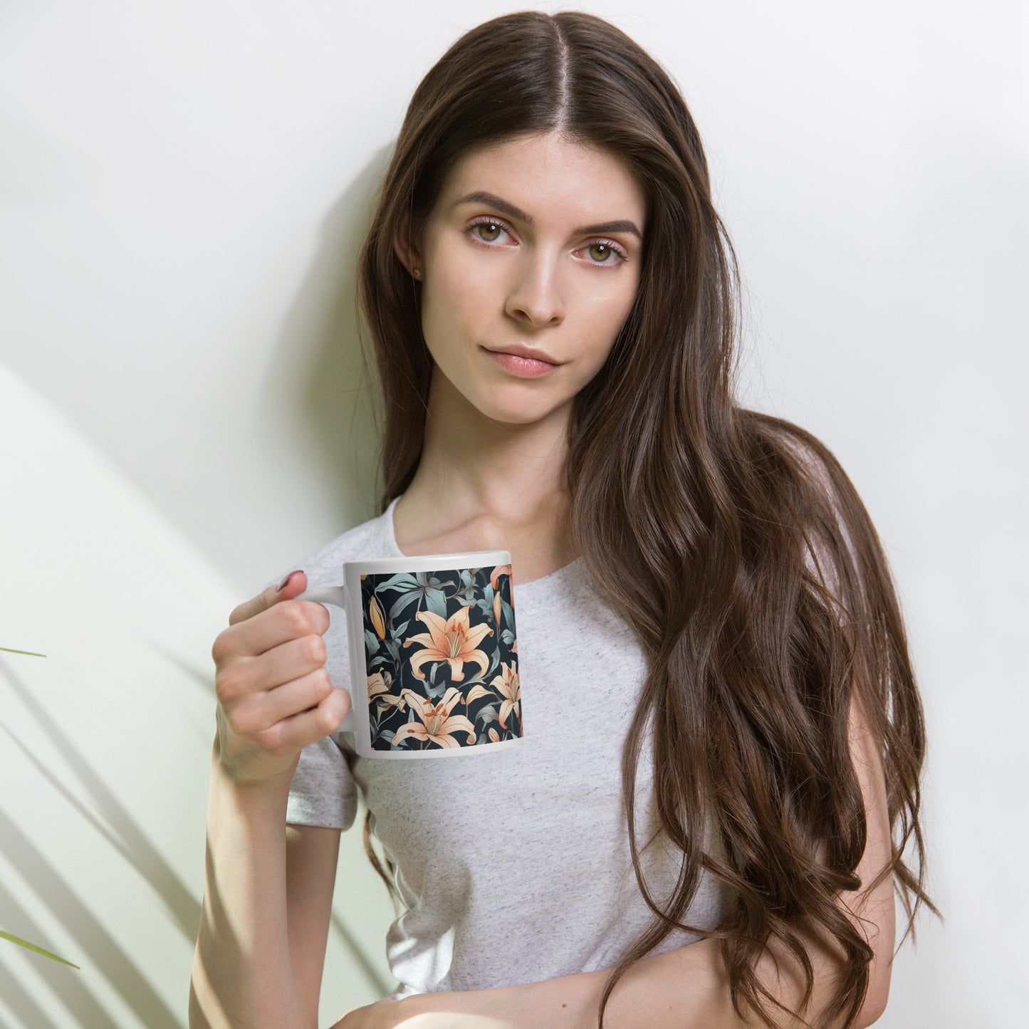 Mug (white)/lily/black